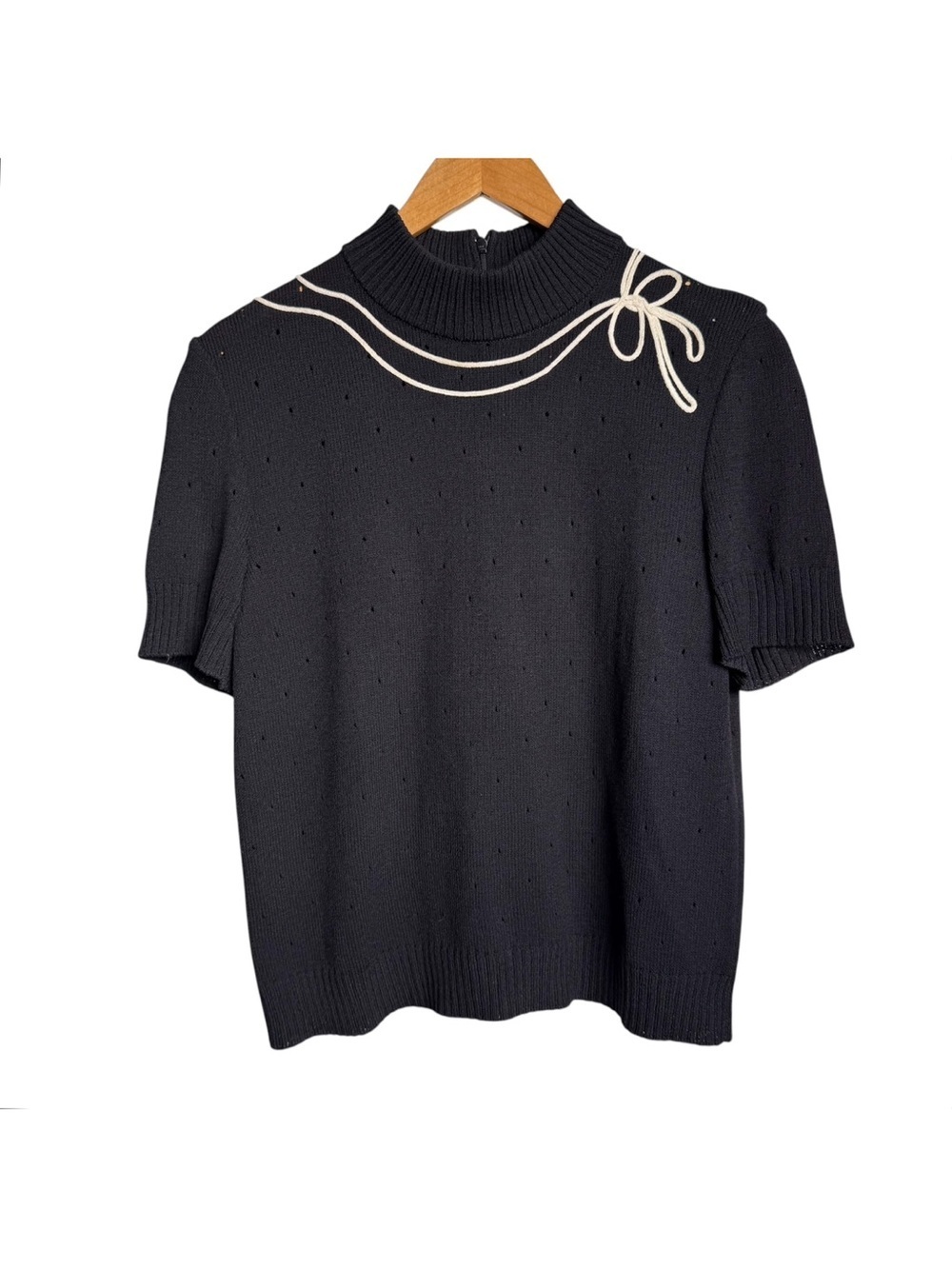 St John Collection Santana Knit Pointelle Sweater Size 8 Black Bow Short Sleeve